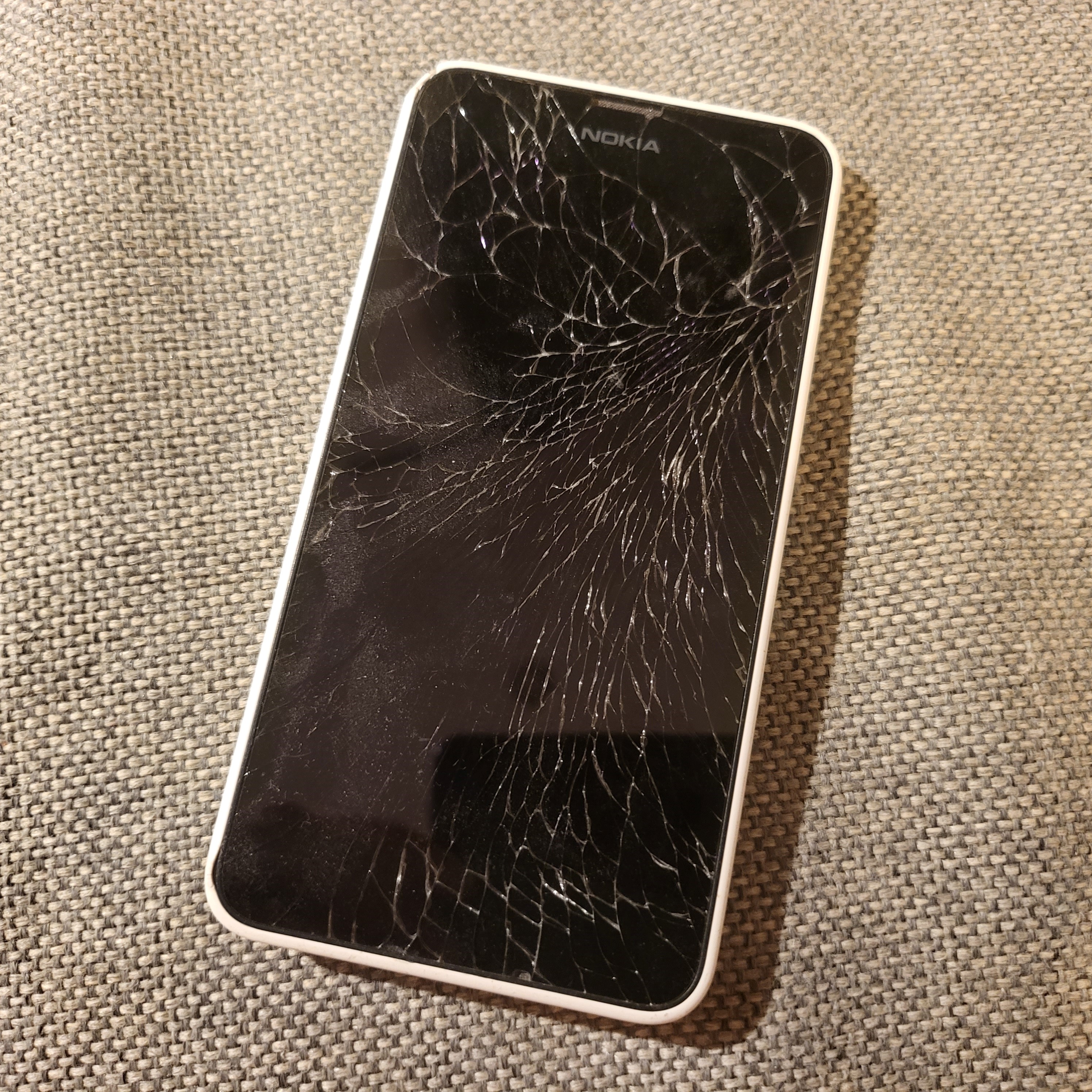 Nokia Lumia 635